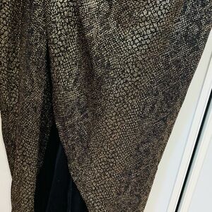 Vince Camuto Metallic Gold and Black Long Sleeve Dress